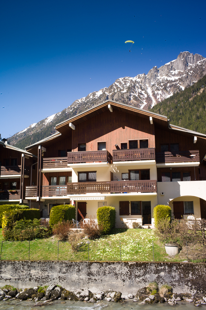 Private garden overlooking the river.